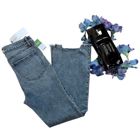Tinseltown NWT High Rise Flare Jeans Juniors/Women 15/32 - Picture 1 of 10